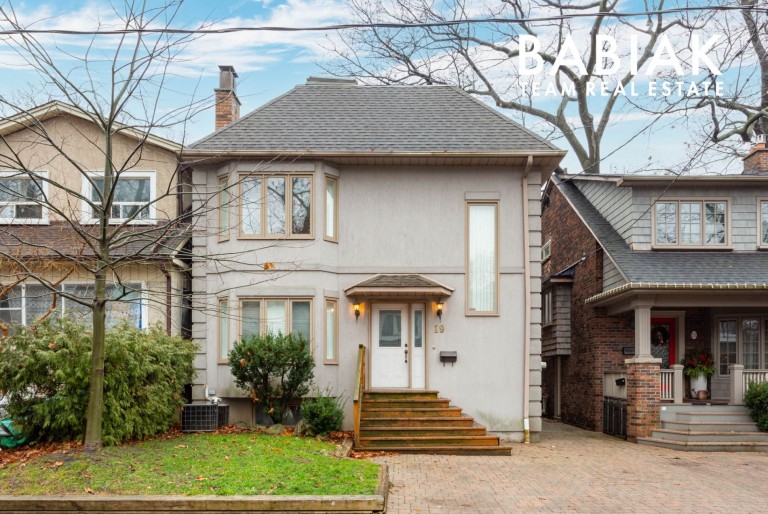 19 Grassmere Road, Main Floor, Toronto, Ontario, Canada photo 1