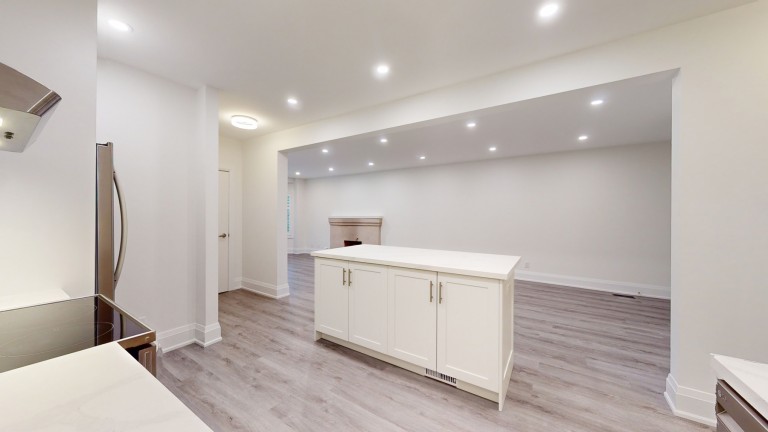 19 Grassmere Road, Main Floor, Toronto, Ontario, Canada photo 6