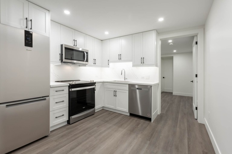 456 Armadale Avenue, Unit B2, Toronto, Ontario, Canada photo 7