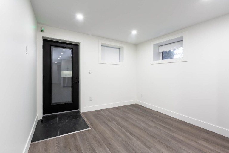 456 Armadale Avenue, Unit B2, Toronto, Ontario, Canada photo 3