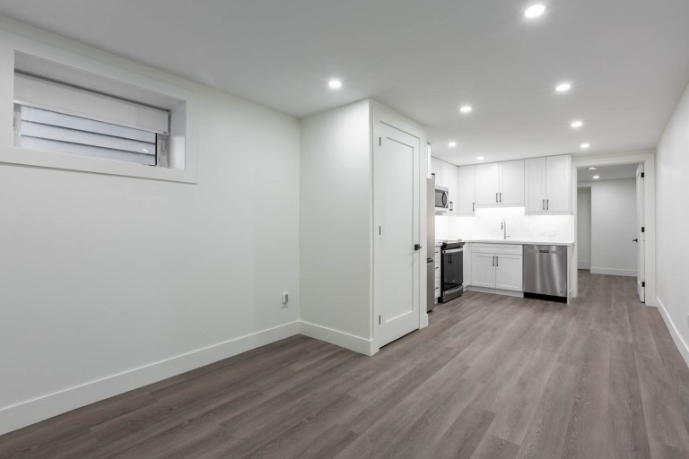 456 Armadale Avenue, Unit B2, Toronto, Ontario, Canada photo 4