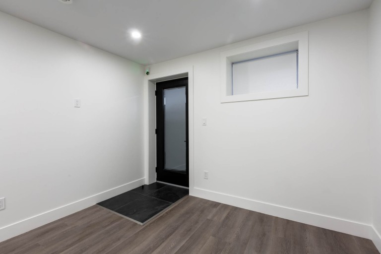 456 Armadale Avenue, Unit B2, Toronto, Ontario, Canada photo 2