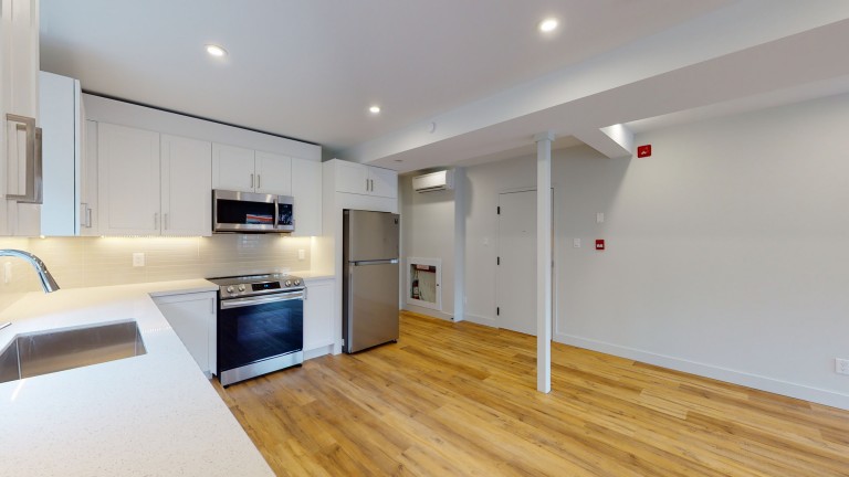 238 Jane Street, Unit 201, Toronto, Ontario, Canada photo 13