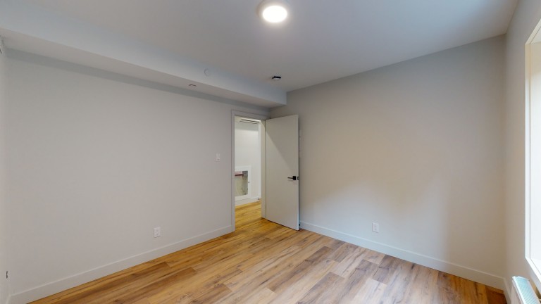 238 Jane Street, Unit 201, Toronto, Ontario, Canada photo 24
