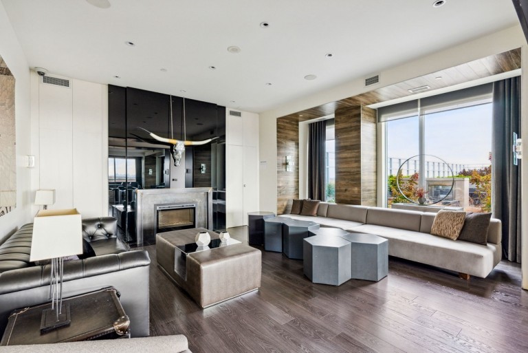 1830 Bloor Street West, UPH1, Toronto, Ontario, Canada
