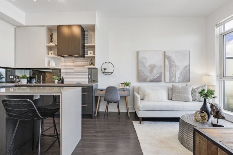 1830 Bloor Street West, UPH1, Toronto, Ontario, Canada
