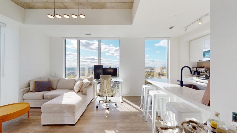 1808 St Clair Avenue West Unit 1009, Toronto, Ontario, Canada photo 5