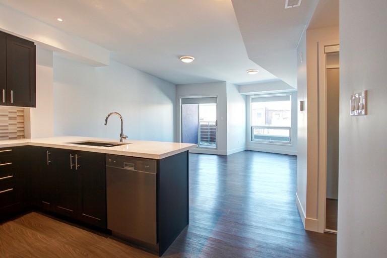 332 High Park Avenue Unit 202, Toronto, Ontario, Canada photo 1