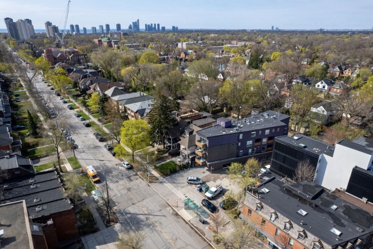 332 High Park Avenue Unit 202, Toronto, Ontario, Canada photo 18