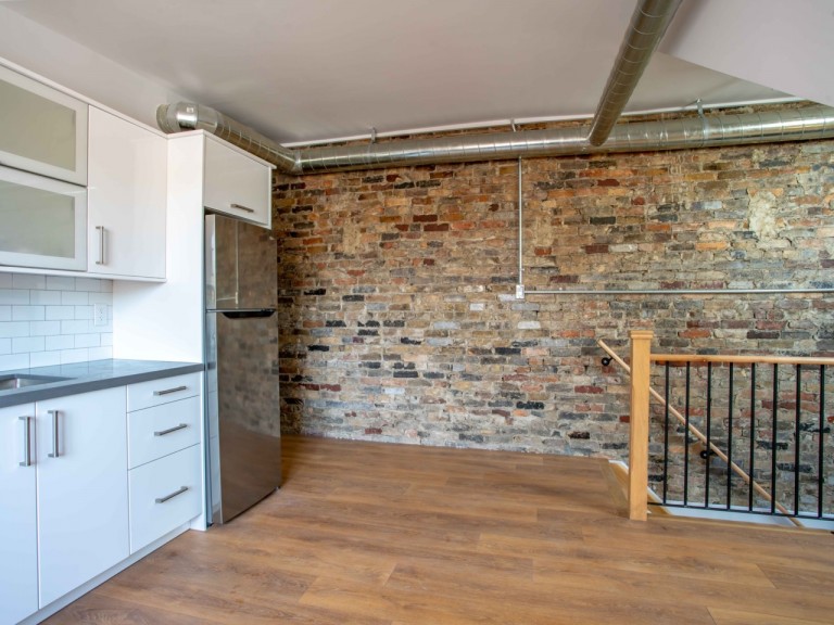 187 Jane Street Unit 3, Toronto, Ontario, Canada photo 3