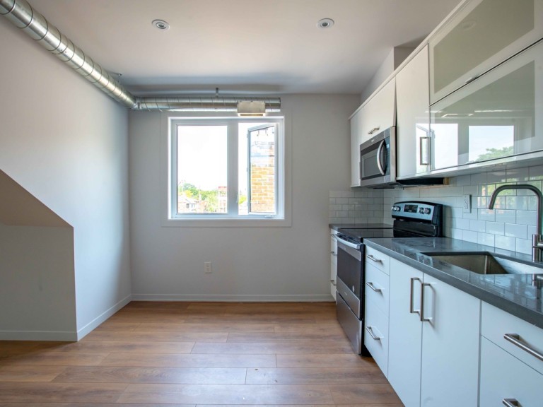 187 Jane Street Unit 3, Toronto, Ontario, Canada photo 6