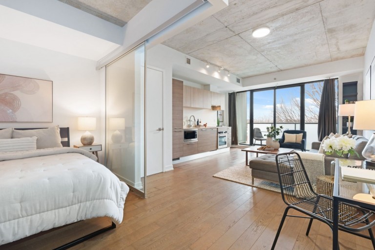 530 Indian Grove, Unit 401, Toronto, Ontario, Canada photo 6