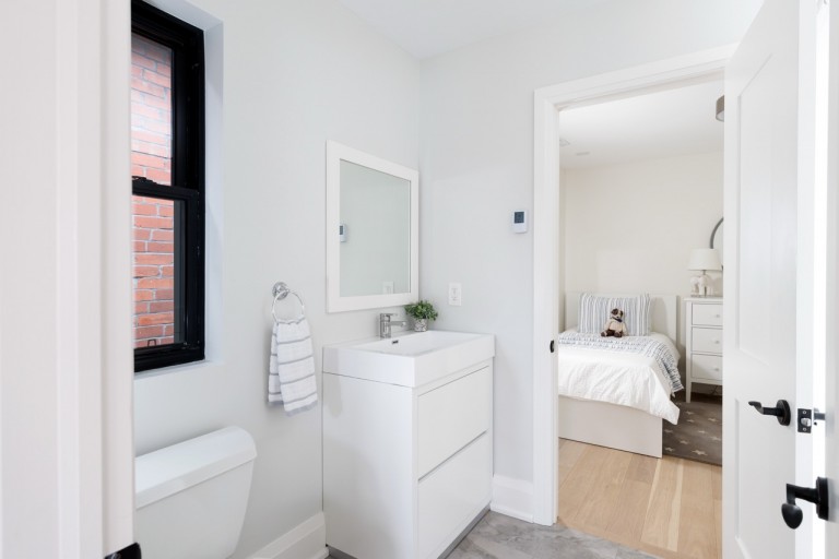 264 Pacific Avenue, Toronto, Ontario, Canada photo 30