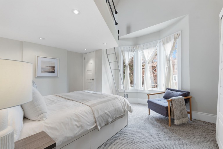 92 Indian Road Crescent, Toronto, Ontario, Canada photo 21