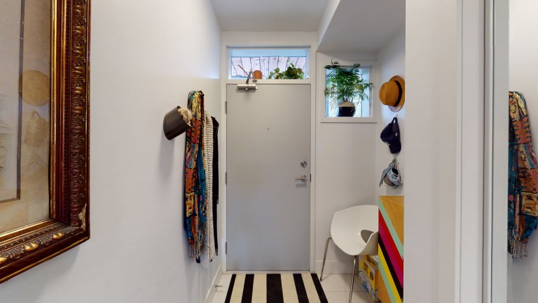 332 High Park Ave 203, Toronto, Ontario, Canada photo 2
