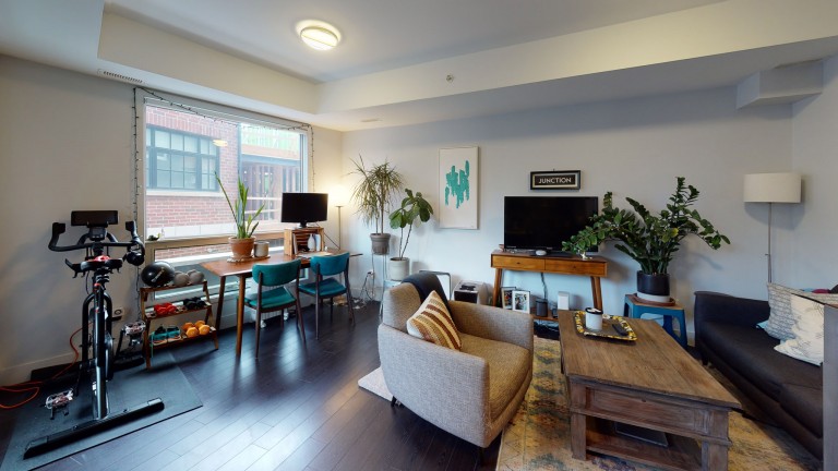 332 High Park Ave 203, Toronto, Ontario, Canada photo 7