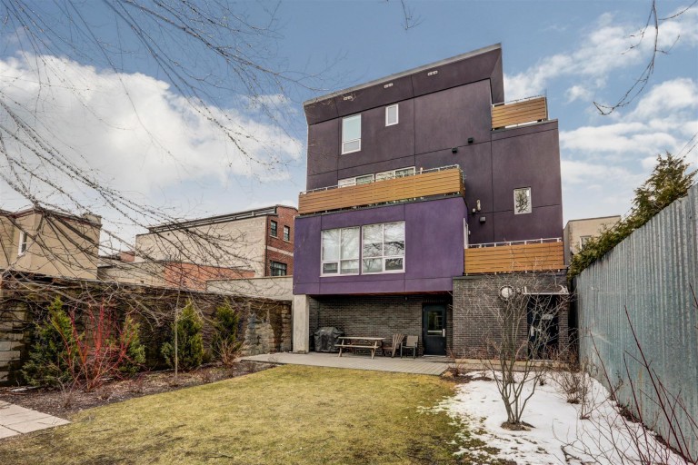 332 High Park Ave 203, Toronto, Ontario, Canada photo 21