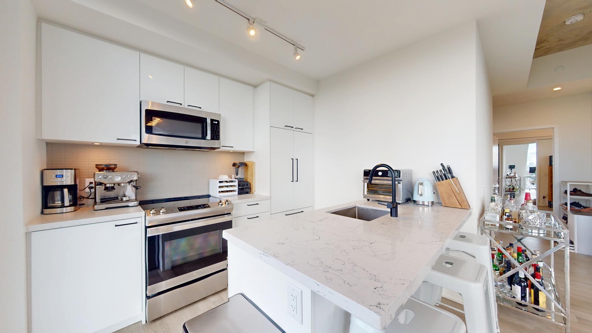 1808 St Clair Avenue West Unit 1009, Toronto, Ontario, Canada photo 8