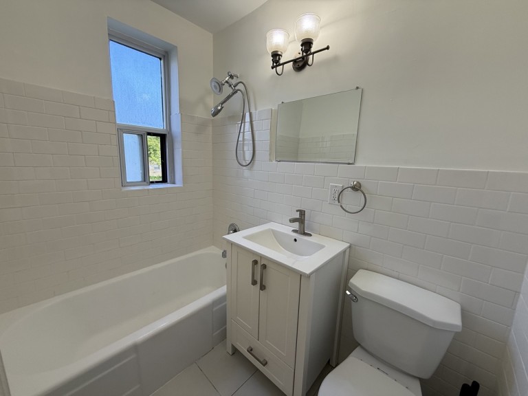 871 Millwood Road, Unit 57, Toronto, Ontario, Canada photo 16