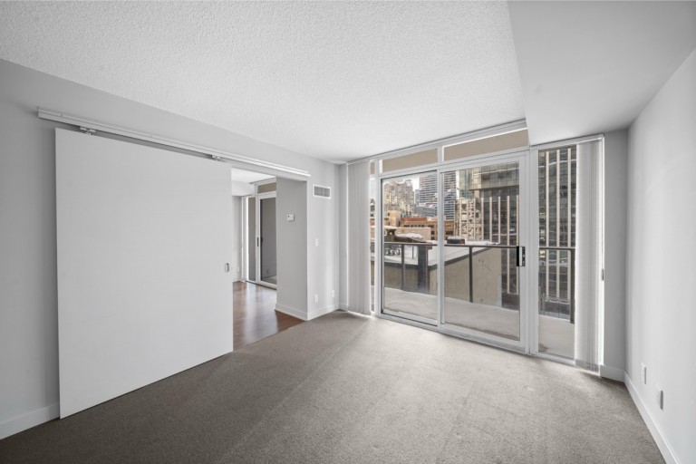 21 Nelson Street #632, Toronto, Ontario, Canada photo 13