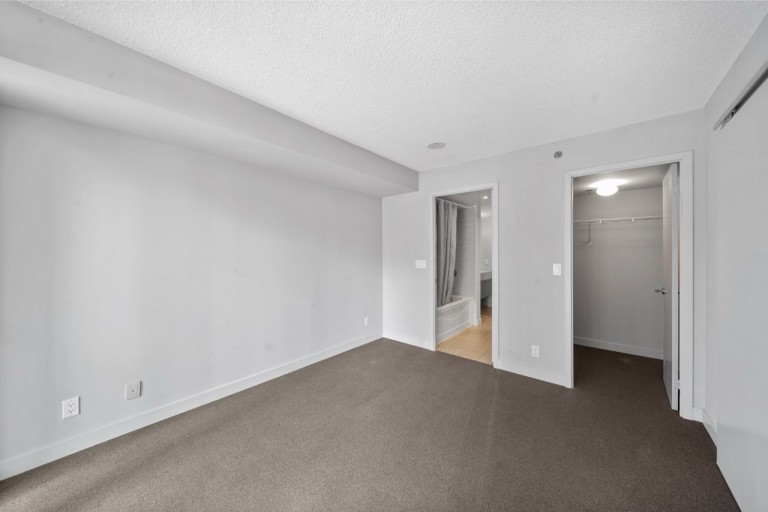 21 Nelson Street #632, Toronto, Ontario, Canada photo 11