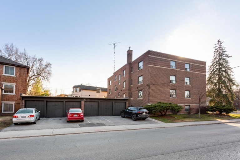 871 Millwood Road Suite 56, Toronto, Ontario, Canada photo 21