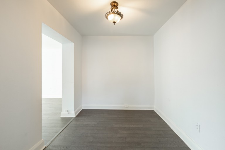 871 Millwood Road Suite 56, Toronto, Ontario, Canada photo 11