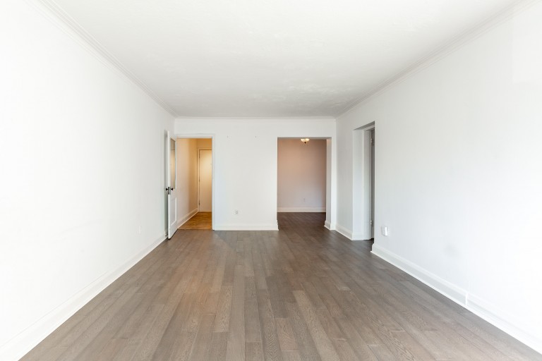 871 Millwood Road Suite 56, Toronto, Ontario, Canada photo 13