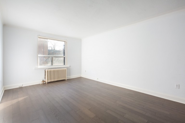 871 Millwood Road Suite 56, Toronto, Ontario, Canada photo 20