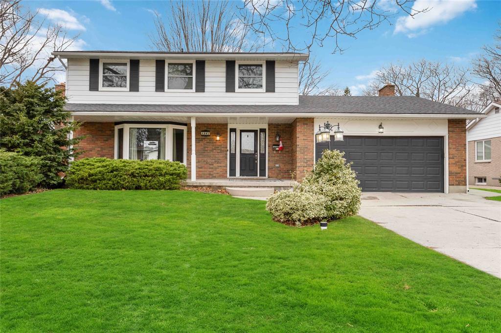 1547 Randy Road, Sarnia Ontario, Canada