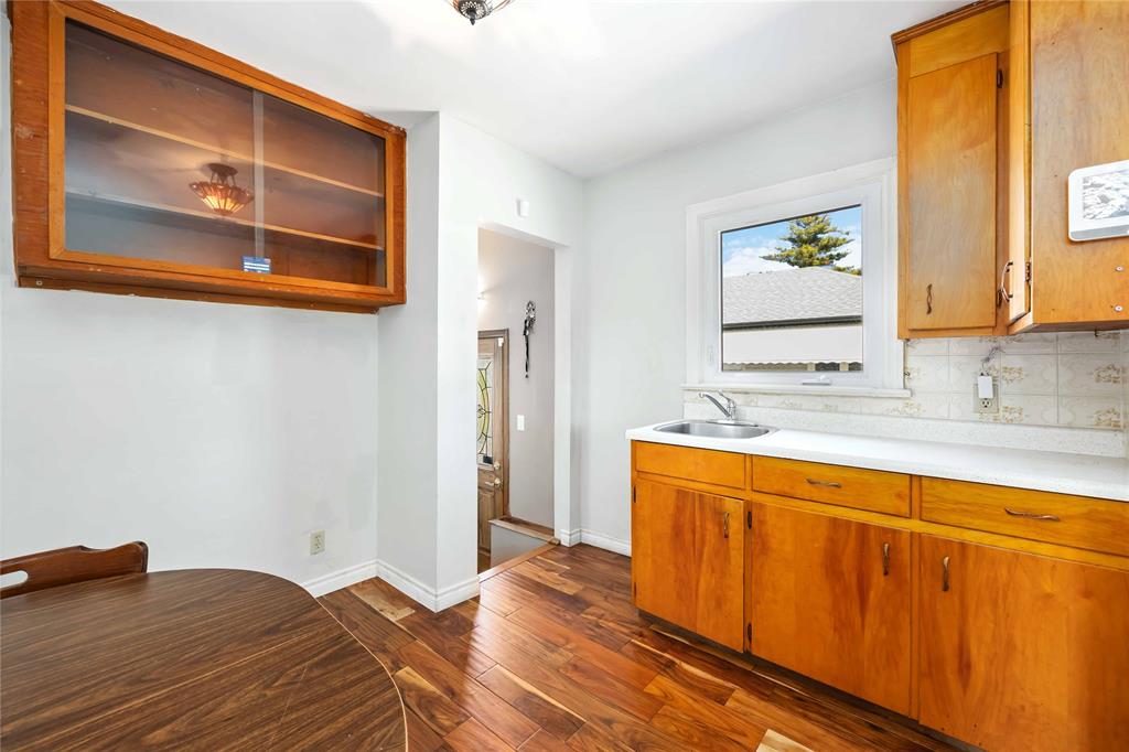 759 MELROSE Avenue, Sarnia, Ontario, Canada photo 9