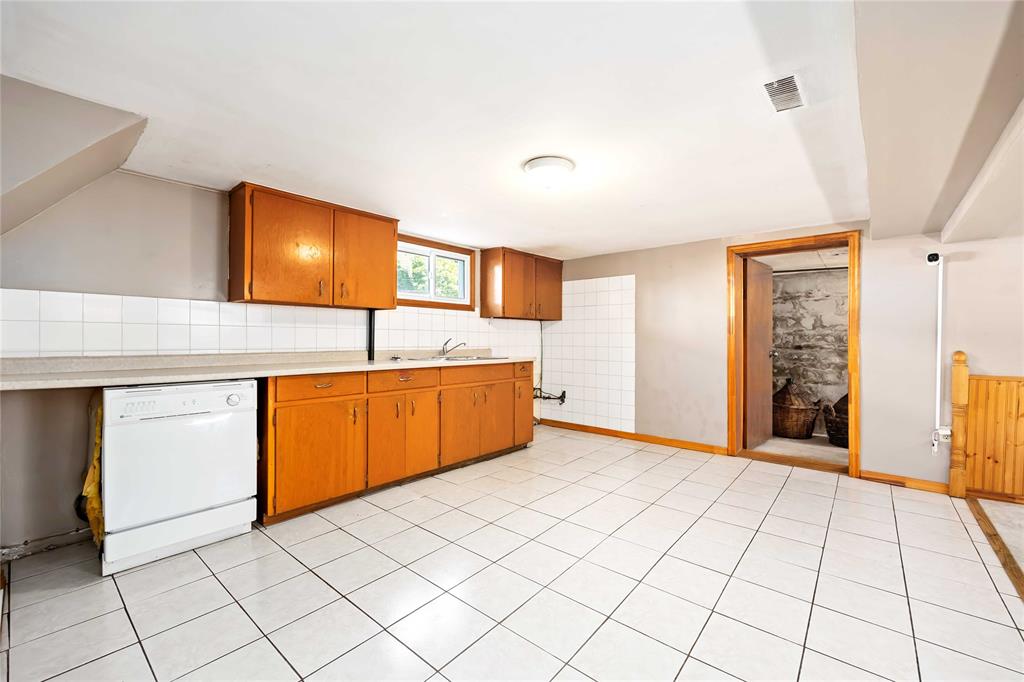 759 MELROSE Avenue, Sarnia, Ontario, Canada photo 21