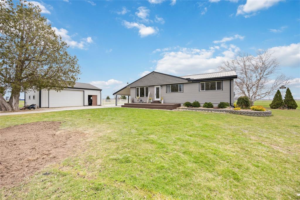 2451 ROKEBY Line, Moore, Ontario, Canada photo 3