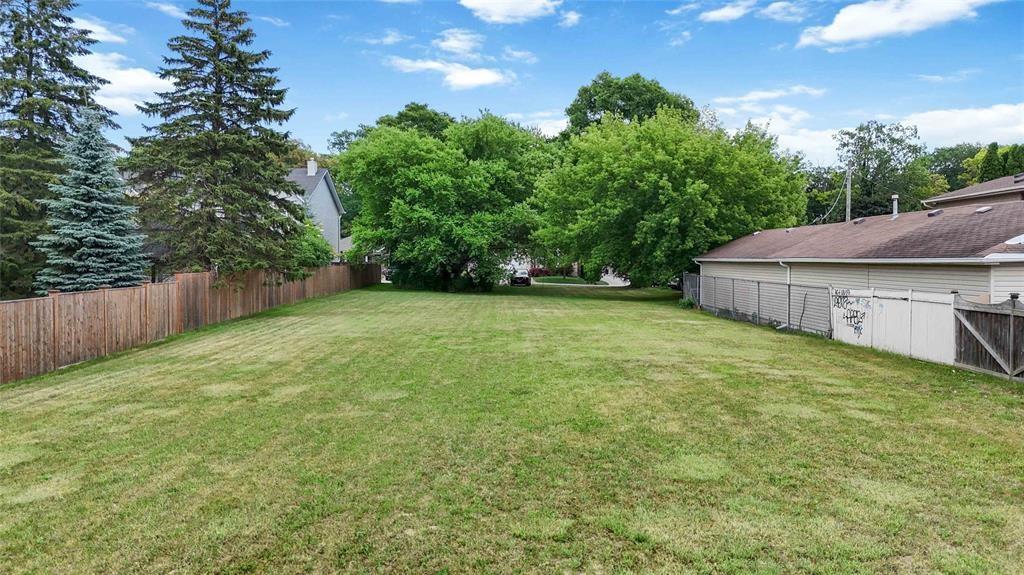 1704 MURPHY Road, Sarnia, Ontario, Canada photo 7