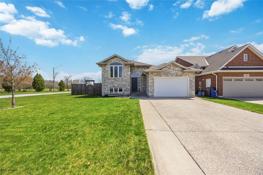 342 ELLIS Drive, St. Clair, Ontario, Canada photo 1