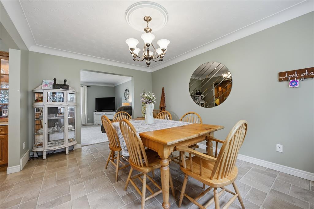 3110 SHILOH Line, Petrolia, Ontario, Canada photo 9