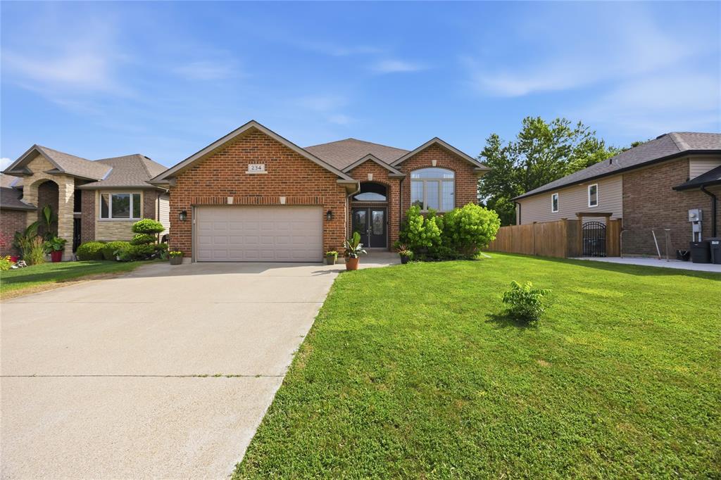 234 CLAIRWOOD Crescent, St. Clair, Ontario, Canada photo 1