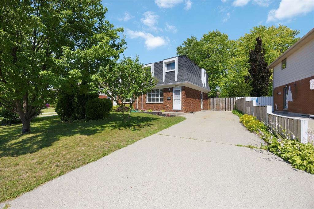 630 ROGER Street, Sarnia, Ontario, Canada photo 3
