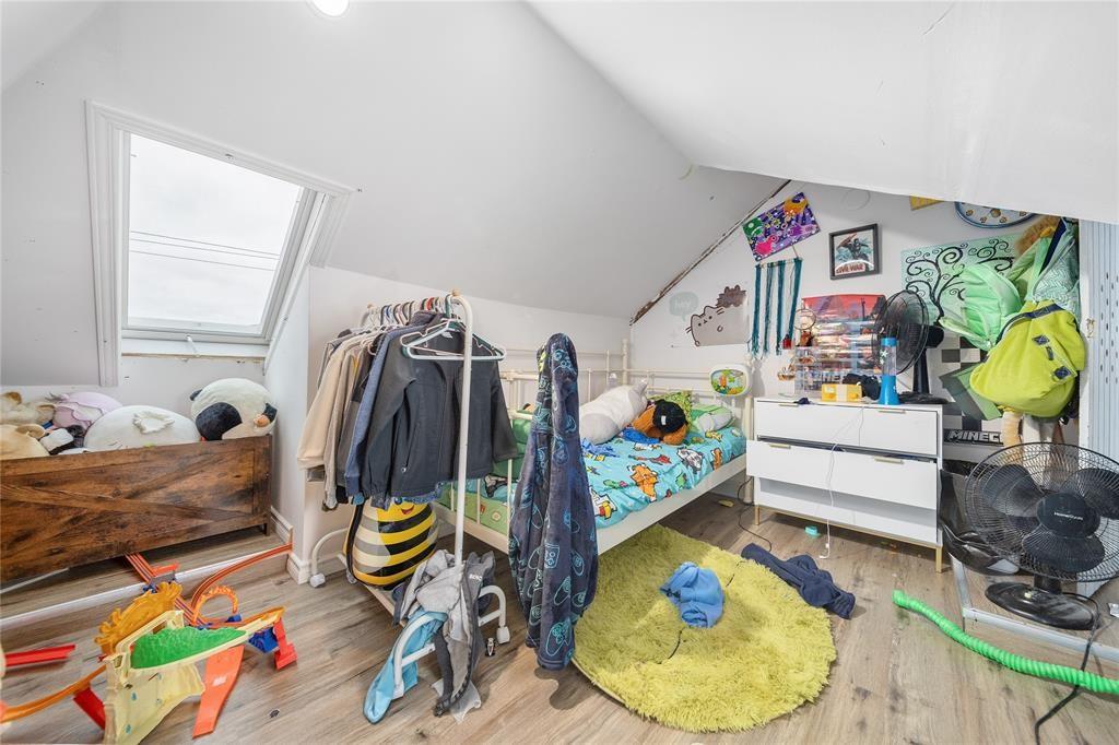 211 GEORGE Street, Sarnia, Ontario, Canada