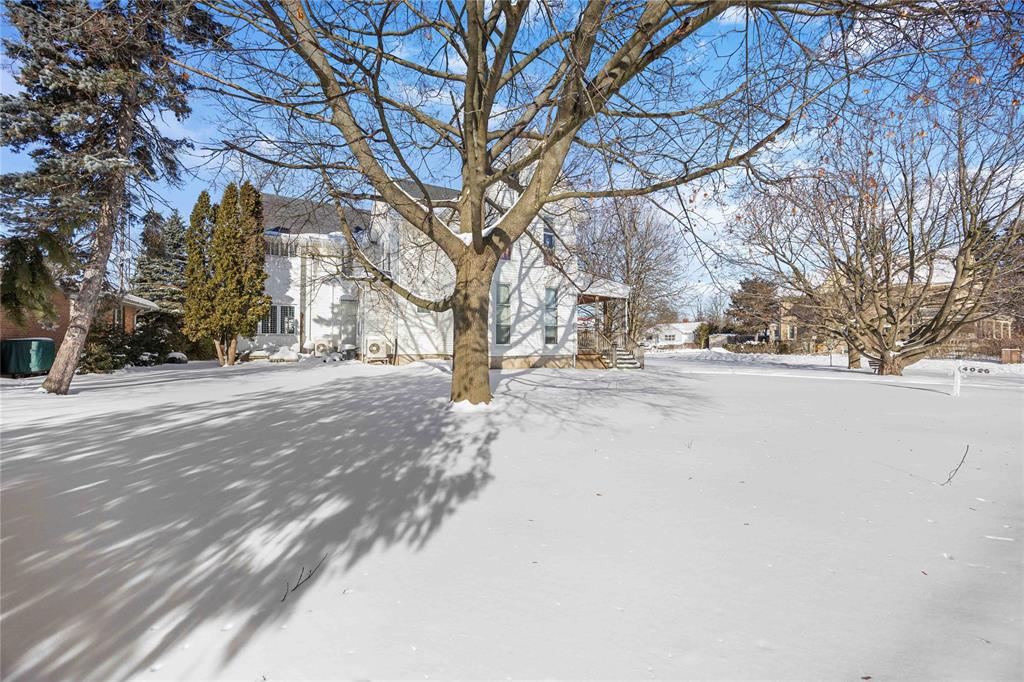 4026 PETROLIA Line, Petrolia, Ontario, Canada photo 2