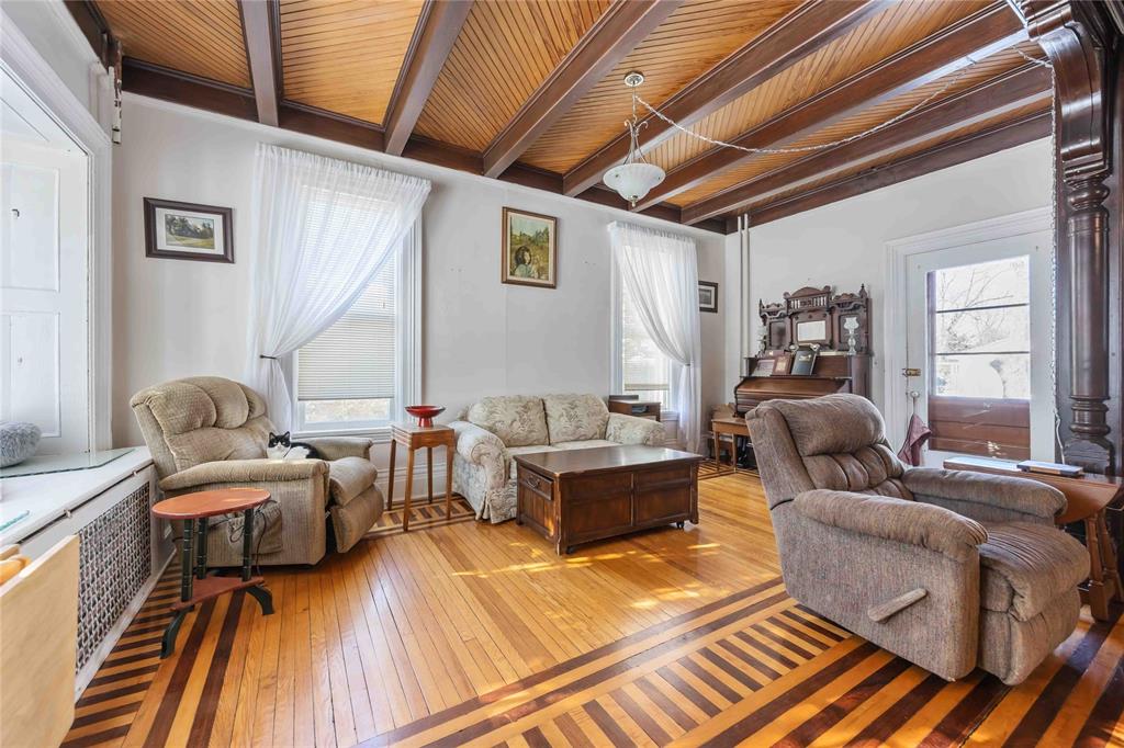 4026 PETROLIA Line, Petrolia, Ontario, Canada photo 8