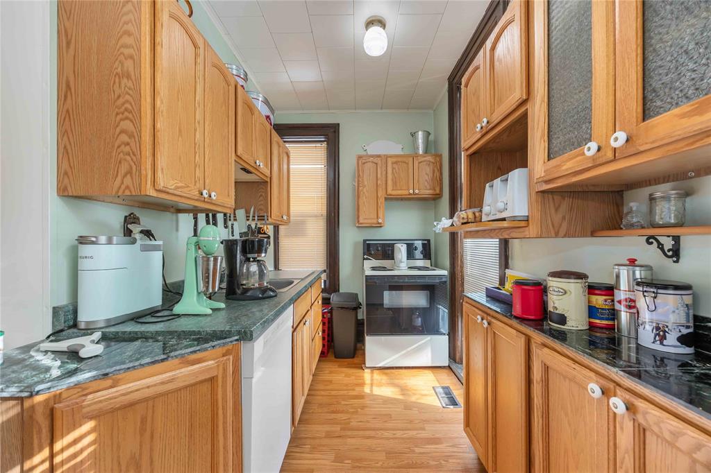 4026 PETROLIA Line, Petrolia, Ontario, Canada photo 17