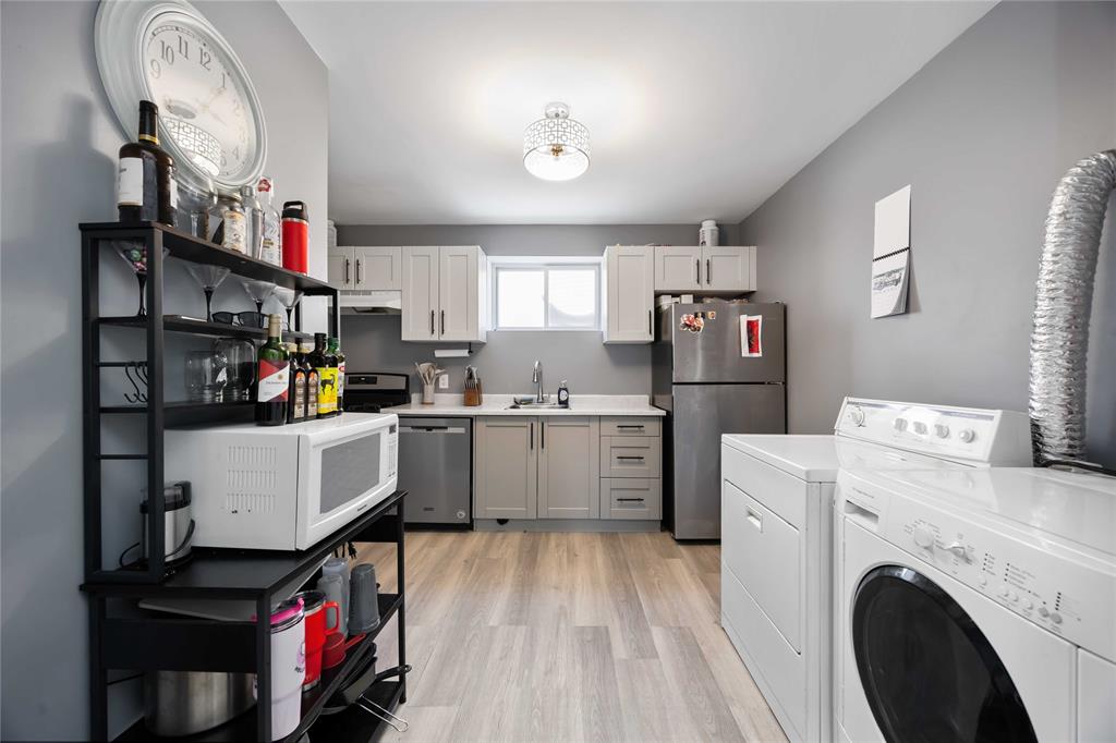 324 JACS Court, Petrolia, Ontario, Canada photo 32