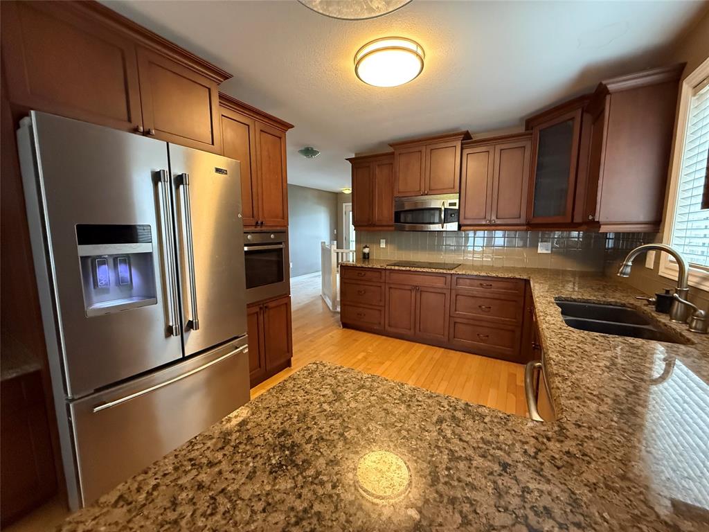 554 HURON Street, Plympton-Wyoming, Ontario, Canada photo 7