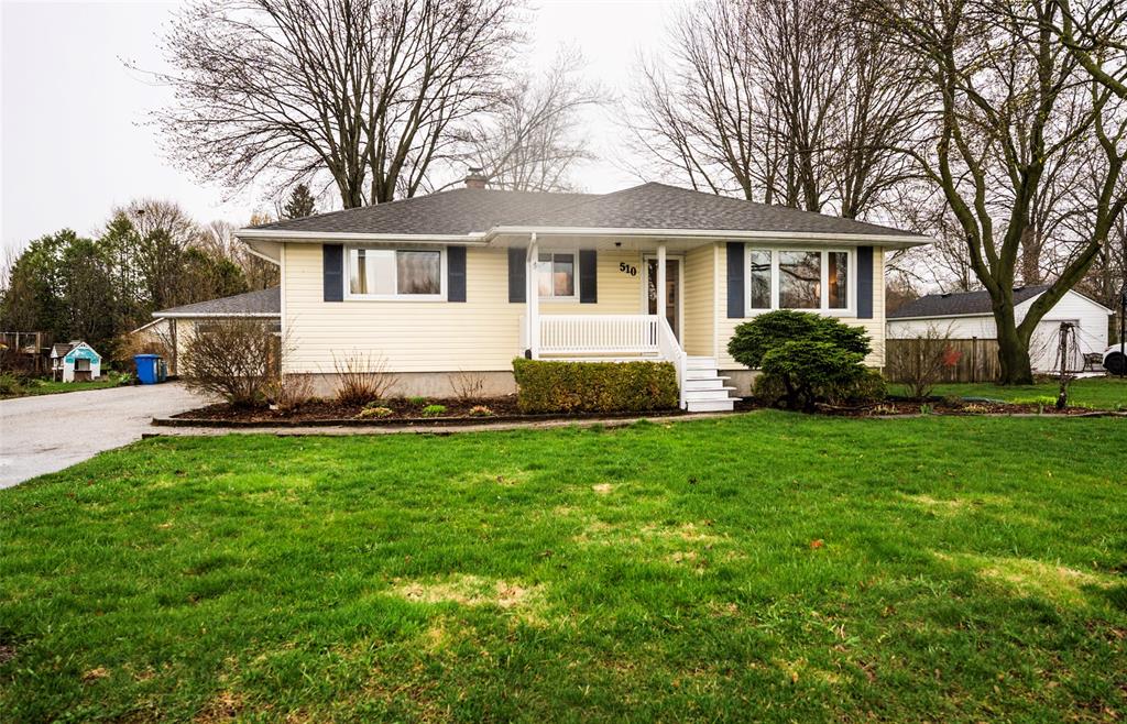 510 ONTARIO Street, Plympton-Wyoming, Ontario, Canada photo 1