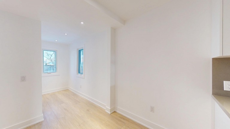 709 Willard Avenue Upper, Toronto, Ontario, Canada photo 12