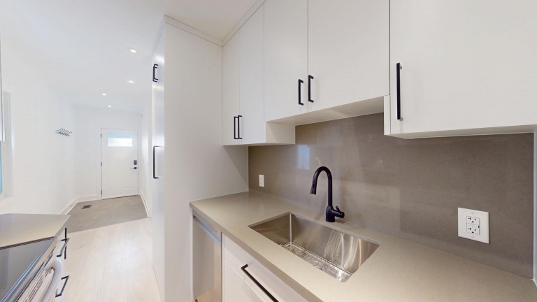 709 Willard Avenue Upper, Toronto, Ontario, Canada photo 11