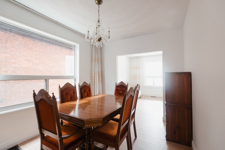 582 Runnymede Road, Toronto, Ontario, Canada