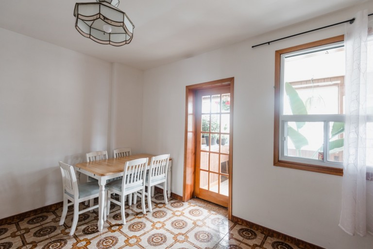 582 Runnymede Road, Toronto, Ontario, Canada