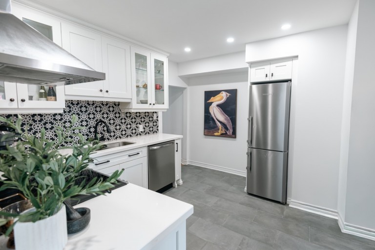 23 Teignmouth Avenue, Toronto, Ontario, Canada photo 8